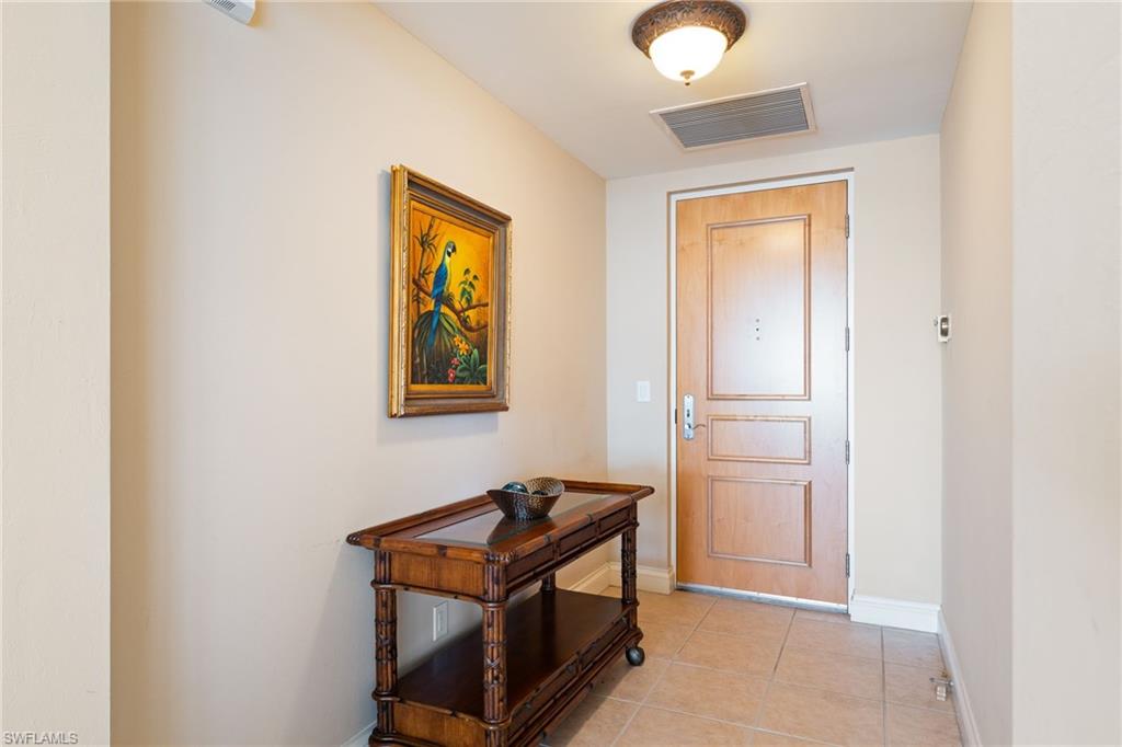 4137 Bay Beach Ln 525 Property Photo 21