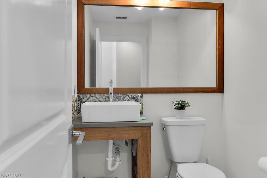 255 Columbus Way Property Photo 32