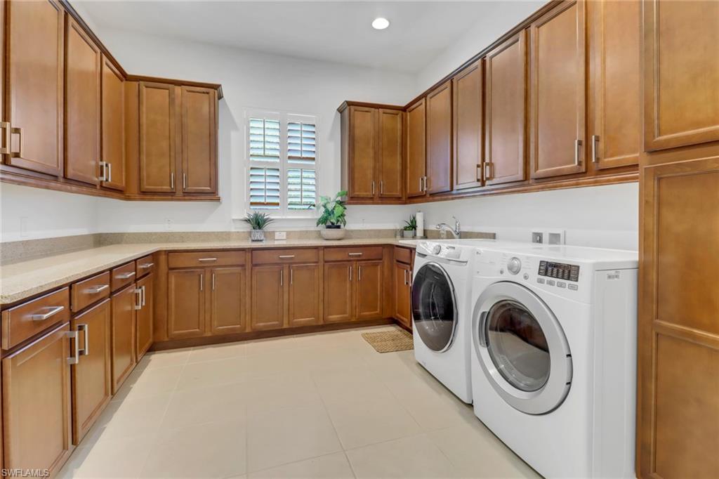 5166 Andros Dr Property Photo 29