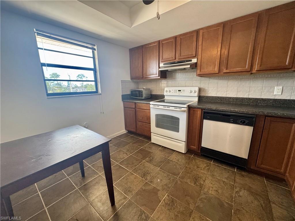 9395 Pennsylvania Ave 37 Property Photo 3