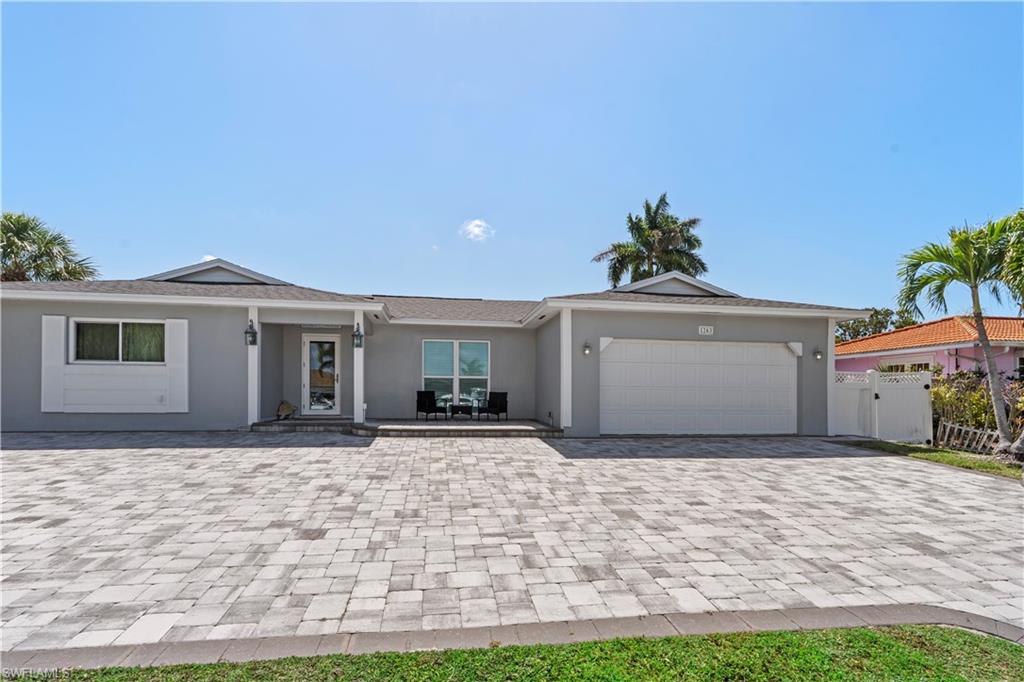 1263 Collier Blvd Property Photo 3