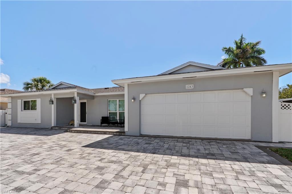 1263 Collier Blvd Property Photo 5