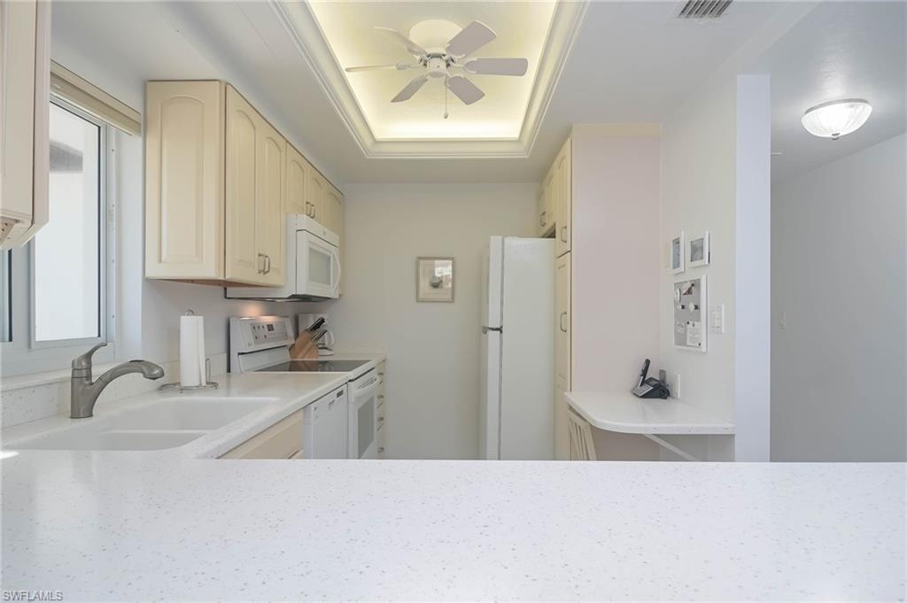 6900 Estero Blvd # 701 Property Photo 9
