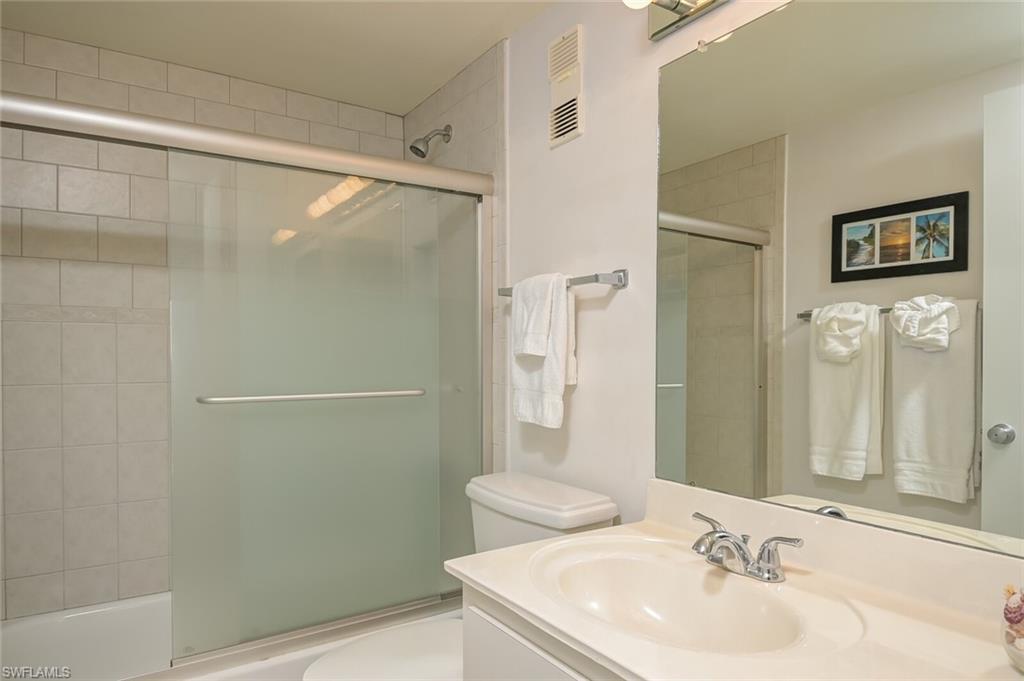 6900 Estero Blvd # 701 Property Photo 17