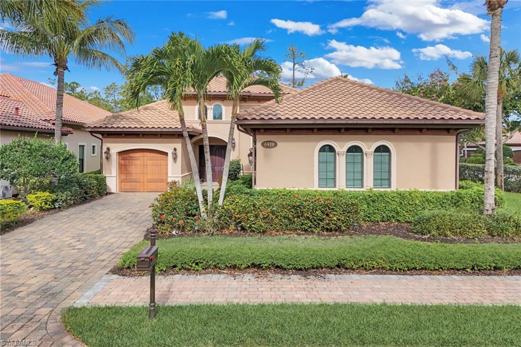 6419 Vivaldi Ct Property Photo 4