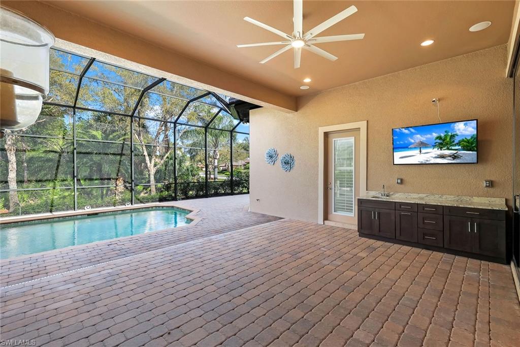 6419 Vivaldi Ct Property Photo 7