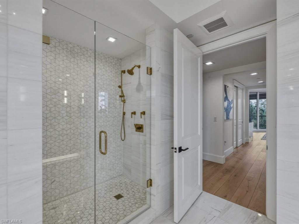 8787 Bay Colony Dr 306 Property Photo 20
