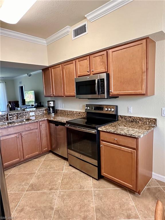 9834 Giaveno Cir 1724 Property Photo 6