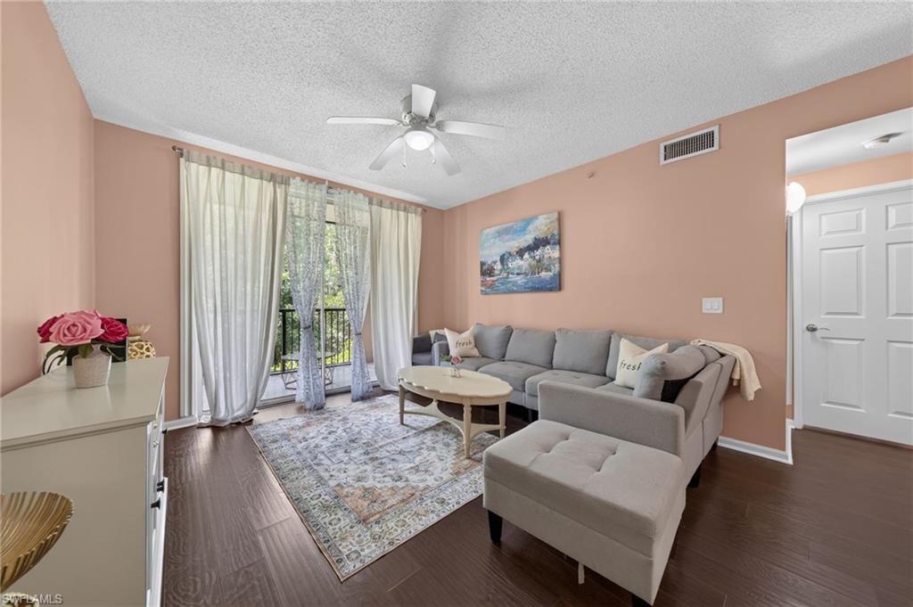 1105 Reserve Ct 206 Property Photo 1