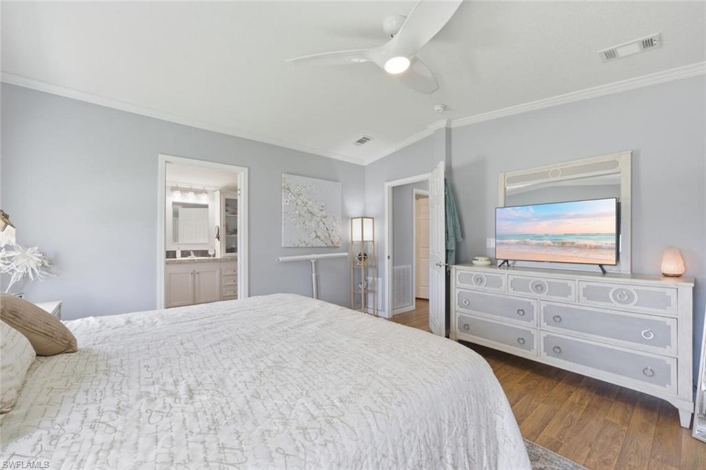 561 Charlemagne Blvd Property Photo 12