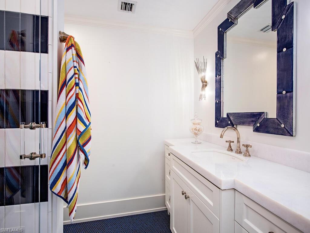 9811 Gulf Shore Dr 101 Property Photo 15