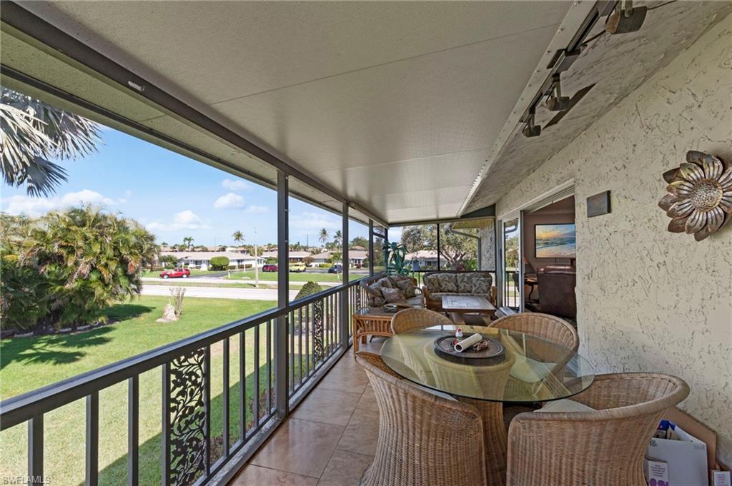 84 Glades Blvd 2 Property Photo 26