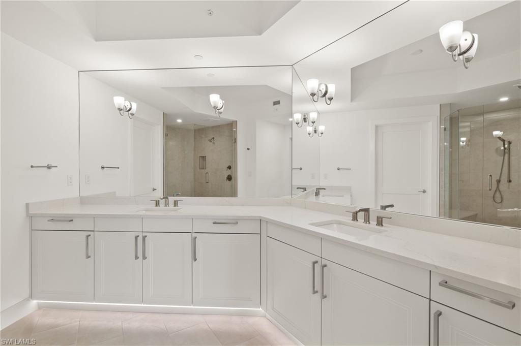 4142 Bay Beach Ln 901 Property Photo 18