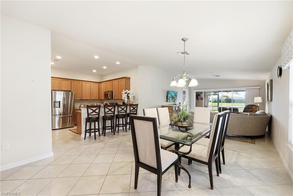 8664 Genova Ct Property Photo 6