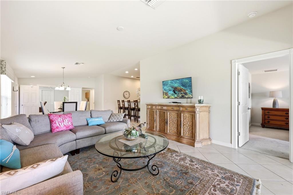8664 Genova Ct Property Photo 10