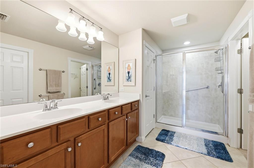 8664 Genova Ct Property Photo 18
