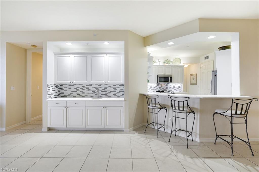 410 Flagship Dr 603 Property Photo 4