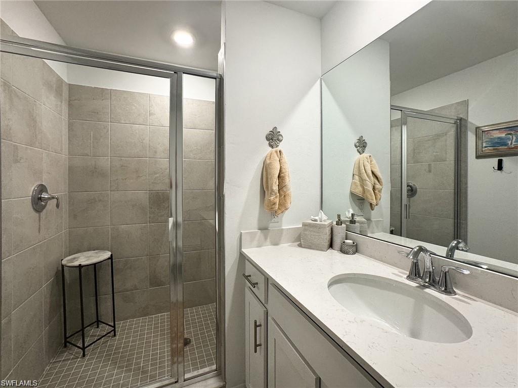 5651 Double Eagle Cir 4323 Property Photo 17