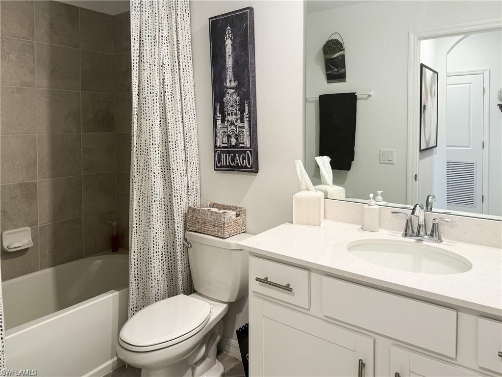 5651 Double Eagle Cir 4323 Property Photo 22
