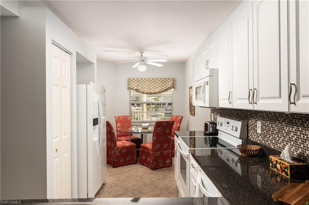 2585 Old Groves Rd L102 Property Photo 5
