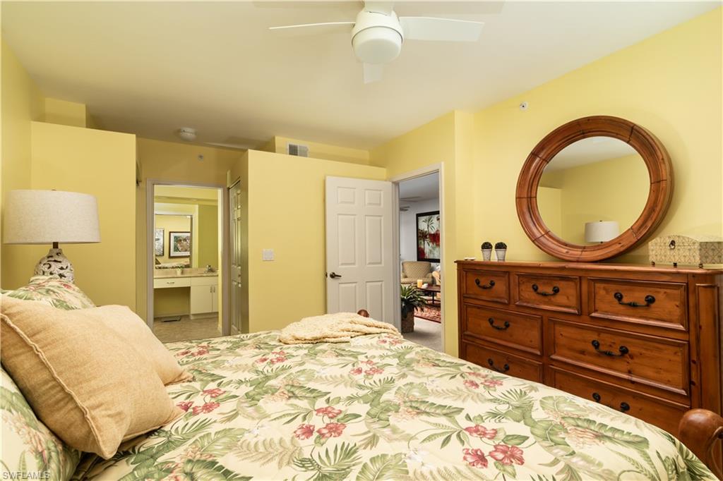 2585 Old Groves Rd L102 Property Photo 9