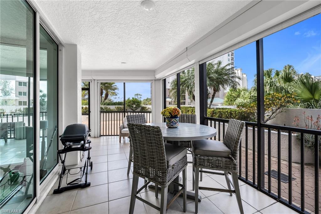 455 Cove Tower Dr 304 Property Photo 16