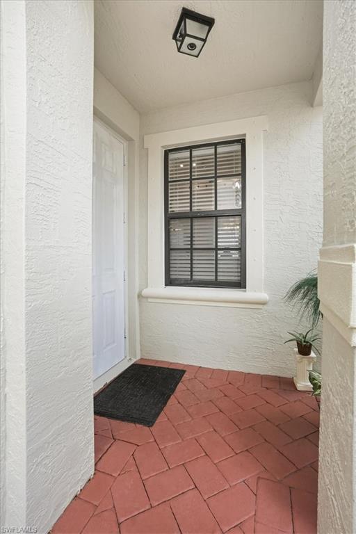 7576 Bristol Cir Property Photo 2