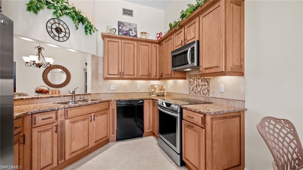 577 Beachwalk Cir R202 Property Photo 9
