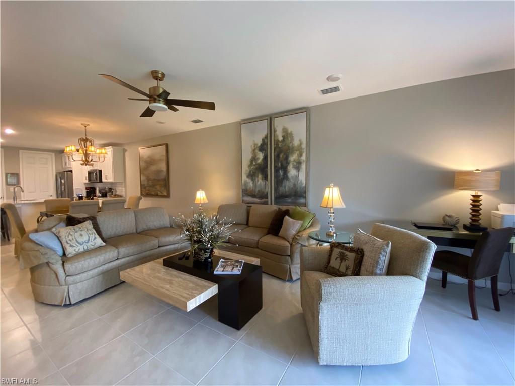 14639 Edgewater Cir Property Photo 4