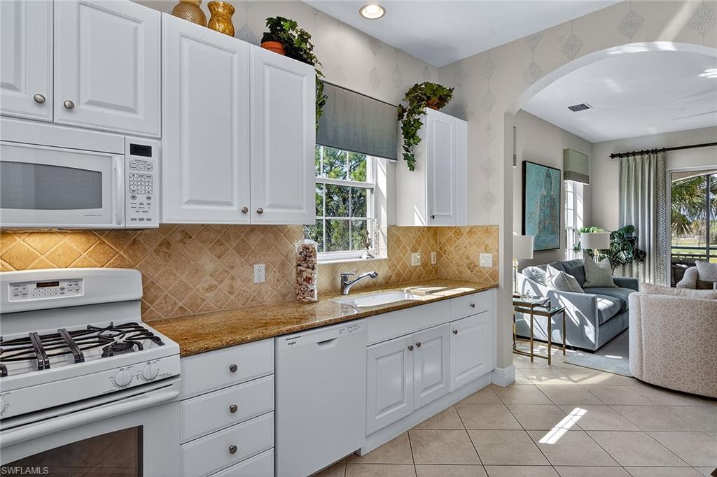 9031 Cherry Oaks Trl 201 Property Photo 4