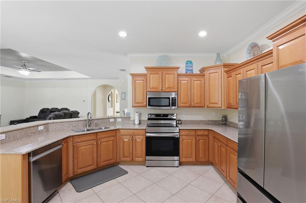 13818 Farnese Dr Property Photo 10