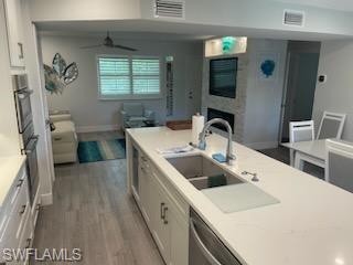 788 Park Shore Dr B19 Property Photo 2
