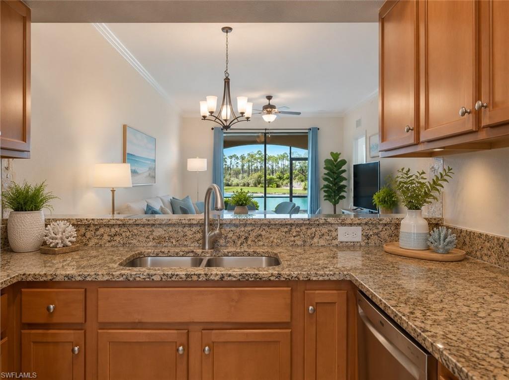 9731 Acqua Ct 514 Property Photo 5