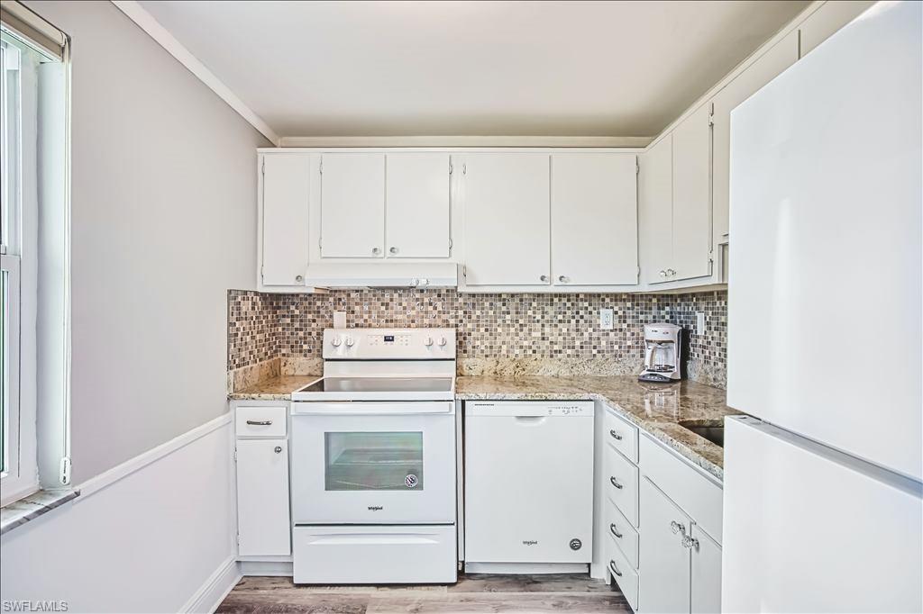 6220 Augusta Dr 107 Property Photo 2