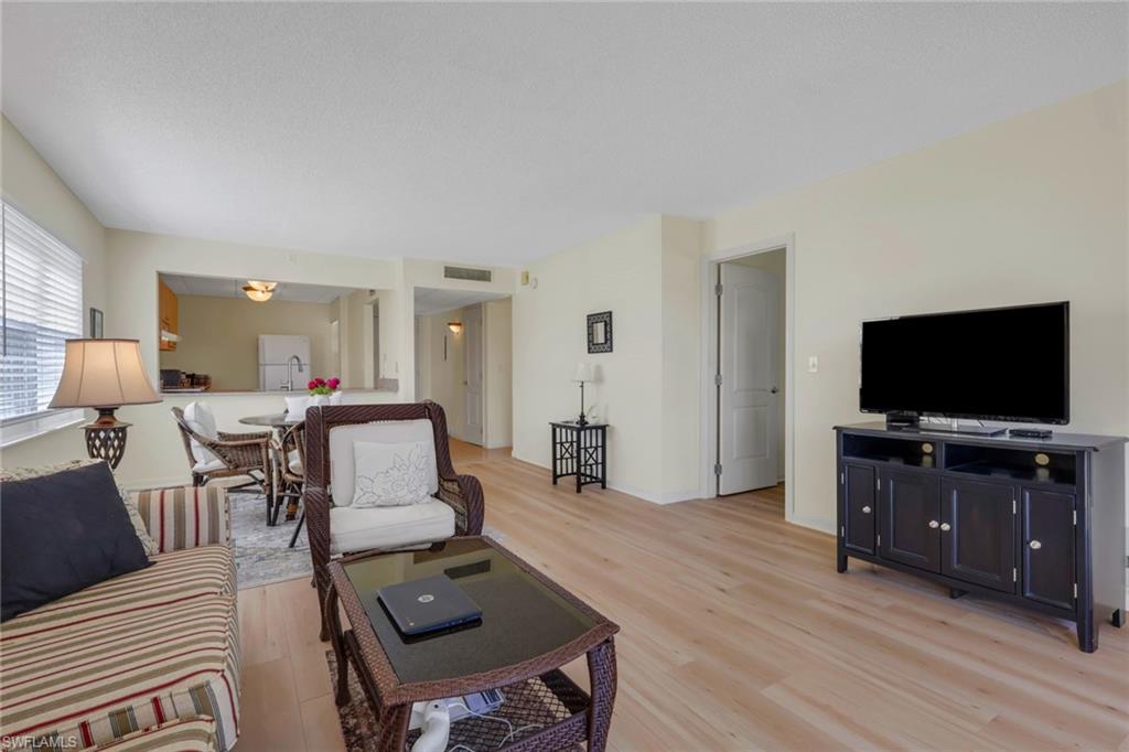 1057 Forest Lakes Dr 1208 Property Photo 12