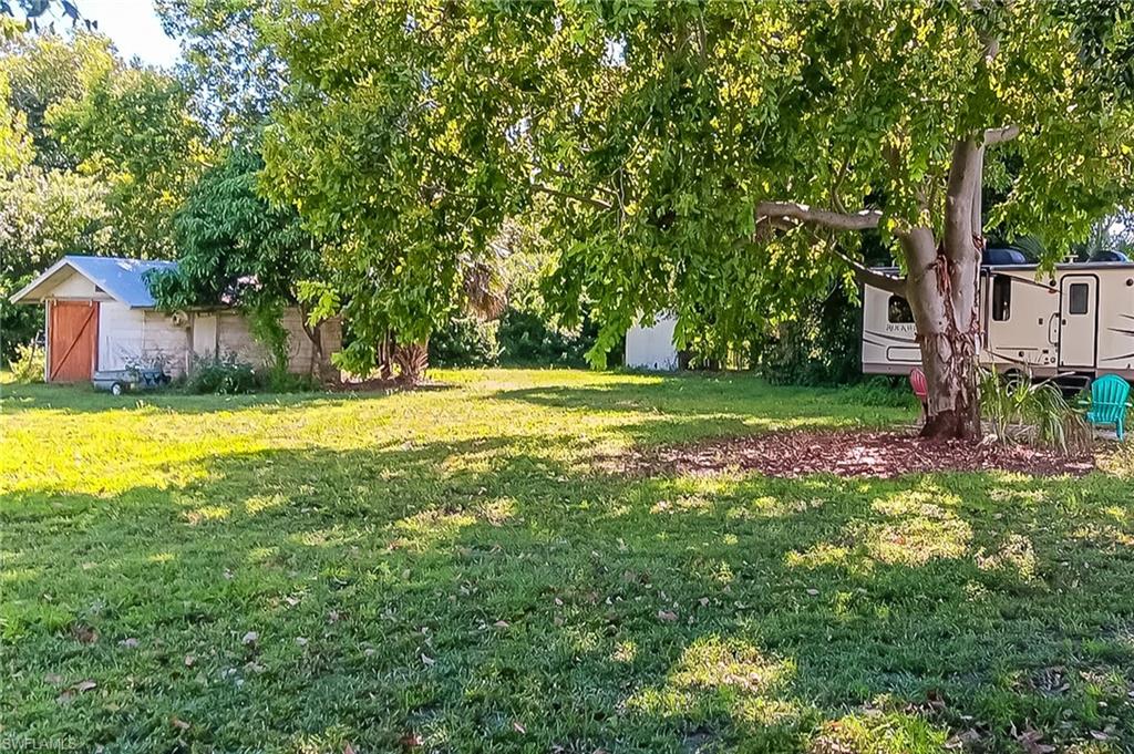 26118 Cutting Horse Ln Property Photo 4