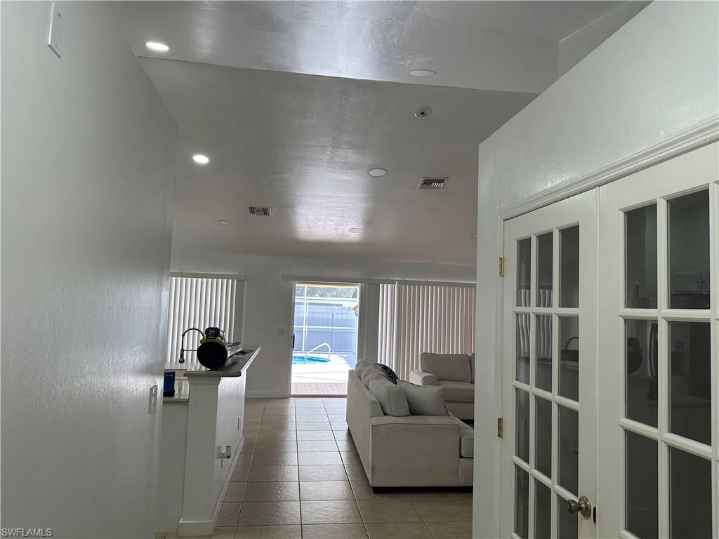 2805 14th St W Property Photo 5