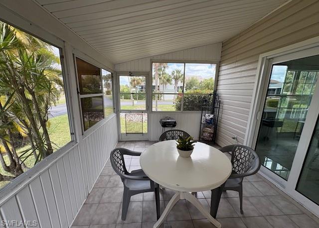 6101 Lake Front Dr Property Photo 17