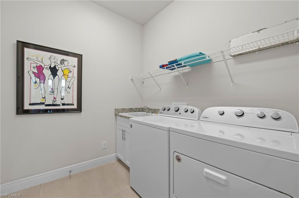 8897 Redonda Dr Property Photo 25