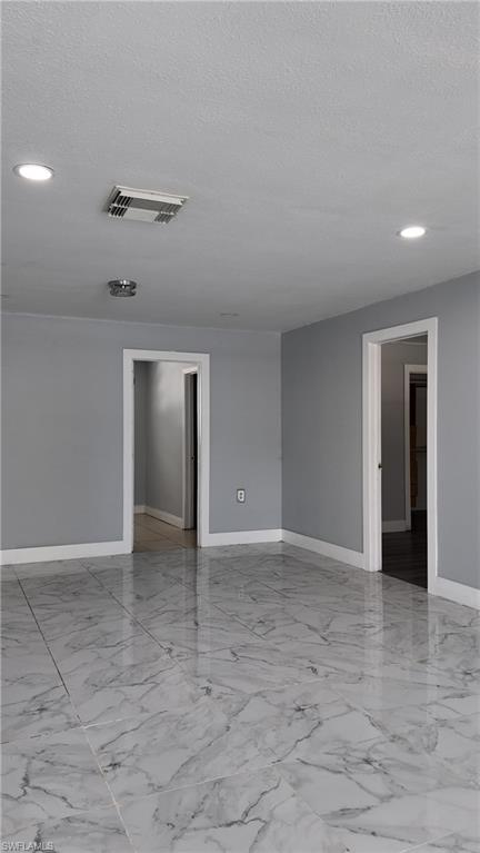 425 Lindero St Property Photo 12