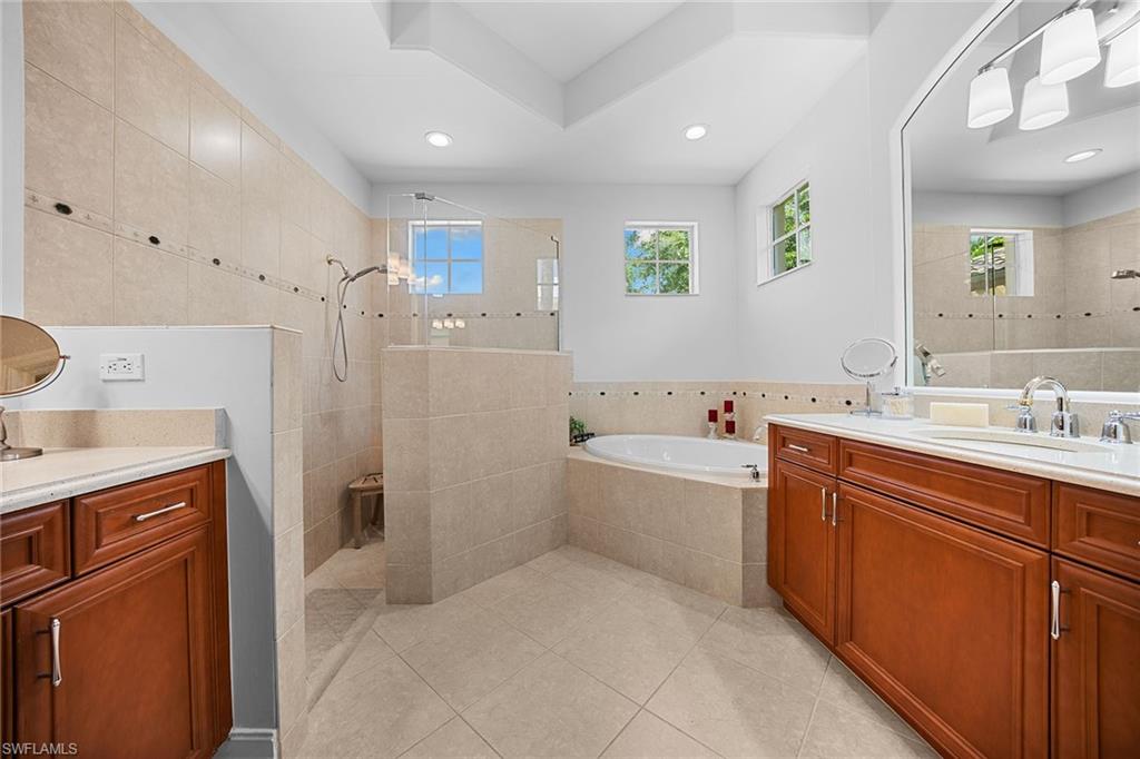 7692 Cottesmore Dr Property Photo 18