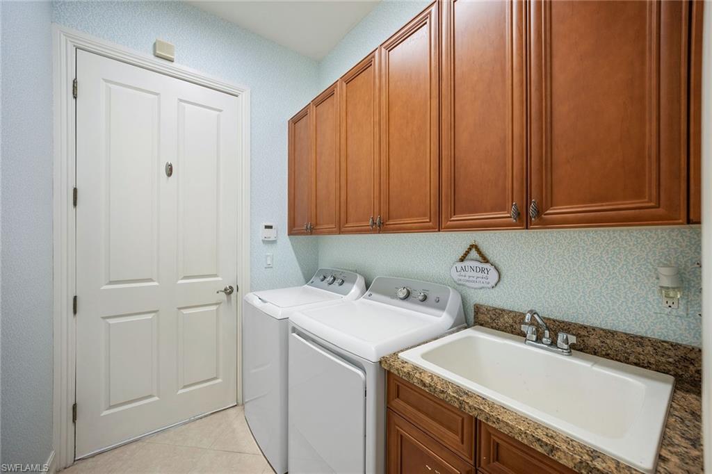 7692 Cottesmore Dr Property Photo 22