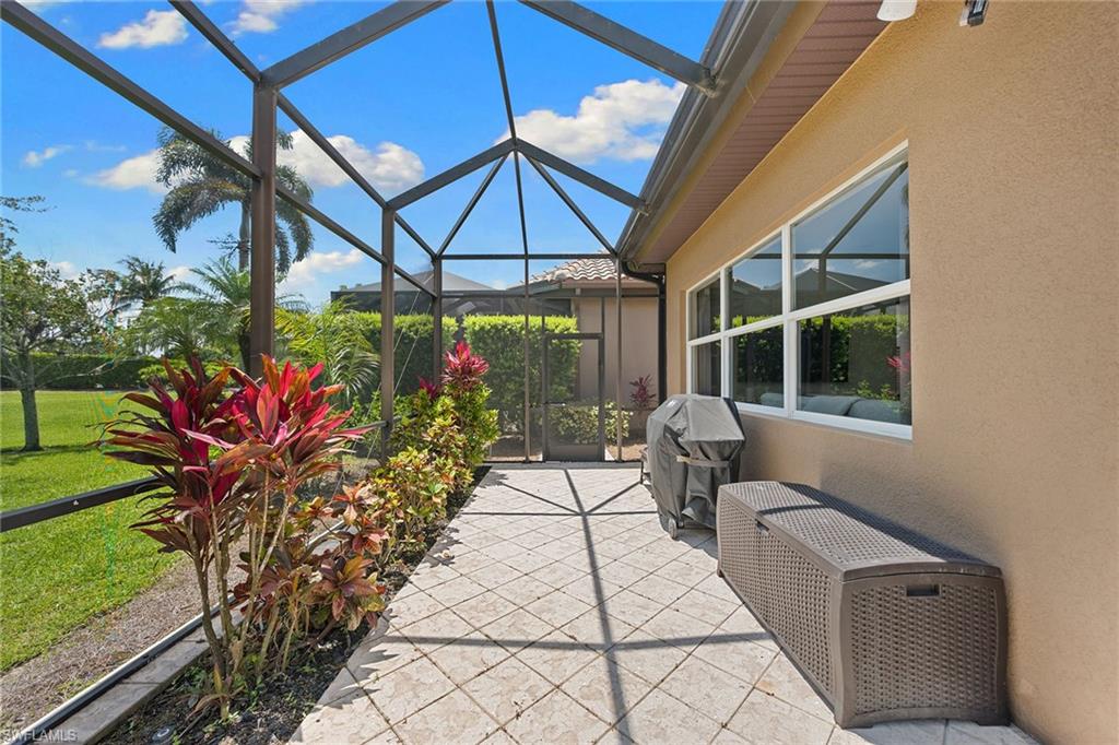 7692 Cottesmore Dr Property Photo 23