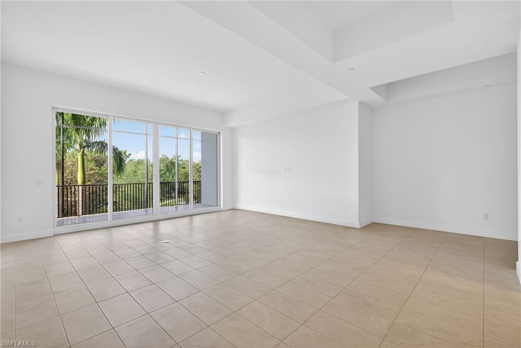 4142 Bay Beach Ln 205 Property Photo 7
