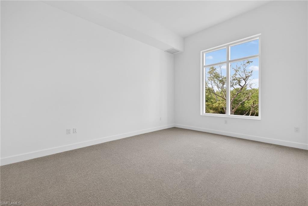 4142 Bay Beach Ln 205 Property Photo 15