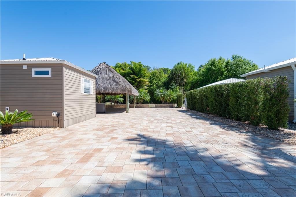 10267 Meadow Beauty Trl Property Photo 2
