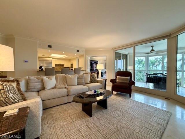 4021 Gulf Shore Blvd N 202 Property Photo 4