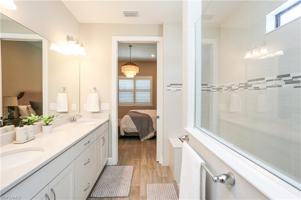 9716 Everglades Dr Property Photo 3