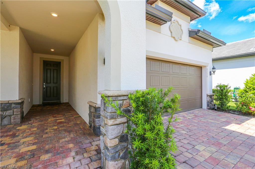 9716 Everglades Dr Property Photo 7