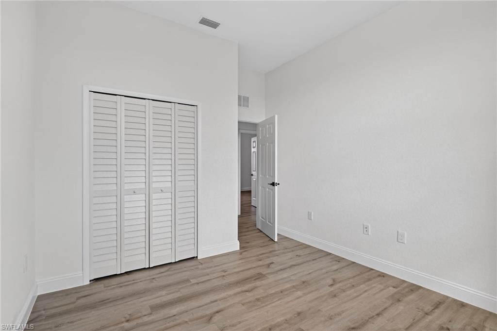 633 Cane St E Property Photo 17